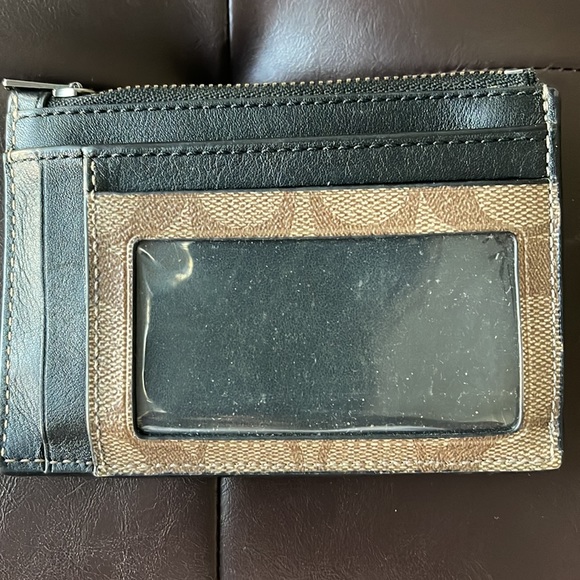 Coach multi-way zip card case - Picture 2 of 3